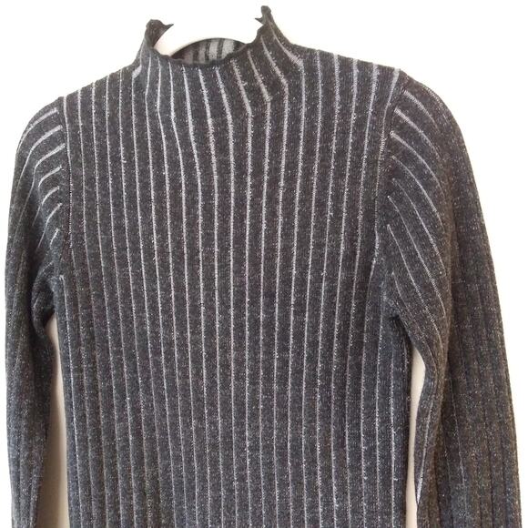 Wilfred 100% Merino Wool Mock Neck Sweater Top Womens M Gray Contemporary *Holes - Picture 3 of 12